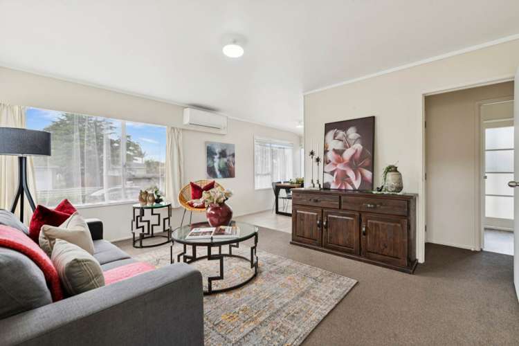 1/32 Challen Close Conifer Grove_1