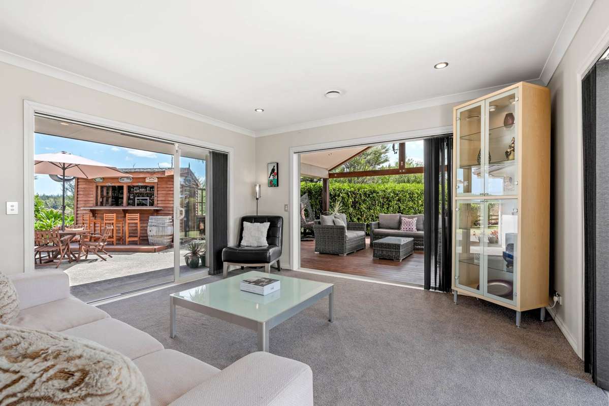 240 Three Oaks Drive_1