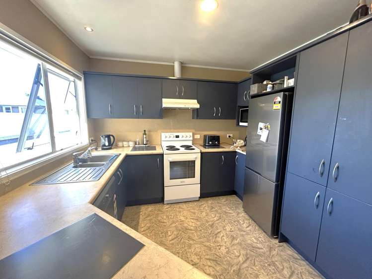 9a Wycliffe Street Onekawa_5