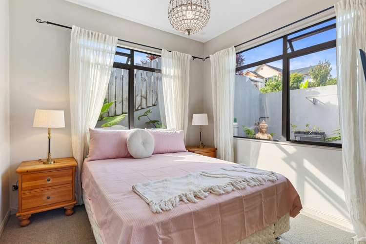 31 Aurora Avenue Welcome Bay_10