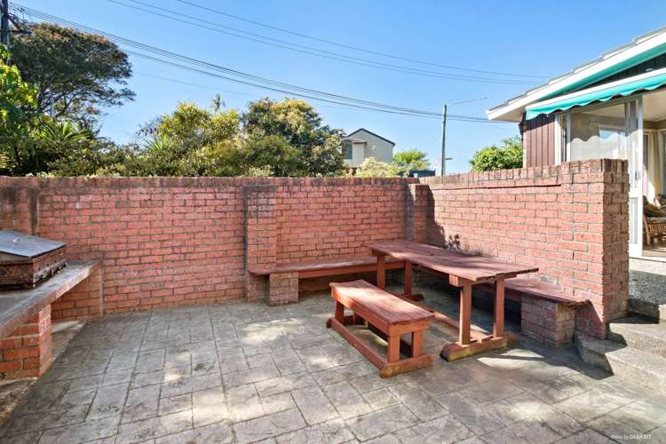 101 Frederick Street Hillsborough_12