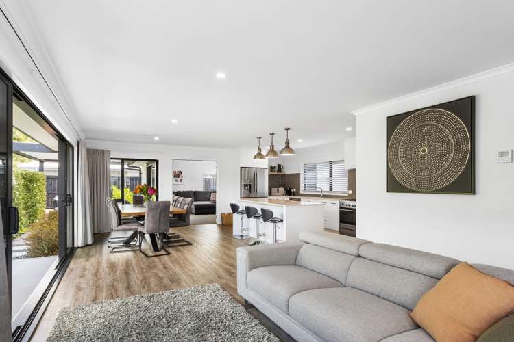 84 Pakanga Grove Pyes Pa_5