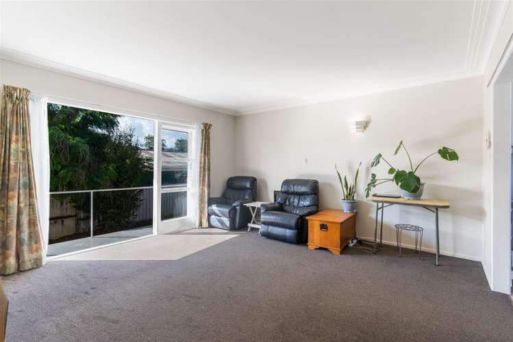 2/14 South Street Papakura_4