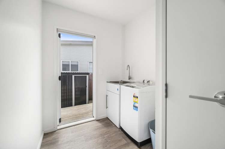 21/16 Ian Street Koutu_13