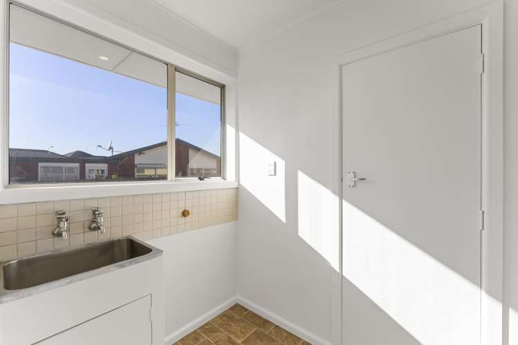 127 Denise Crescent Hornby_12