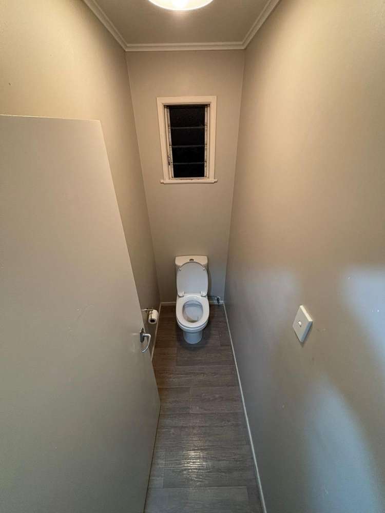  17 Thornlow Street Glendene_10