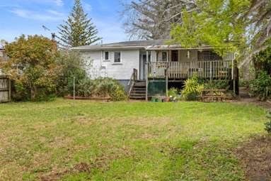36 Lowtherhurst Road_1