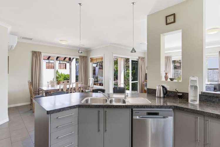 10 Metzenthin Close Raumati South_5