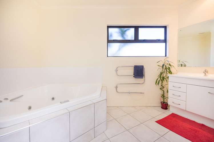 111 Ruapehu Drive Fitzherbert_11