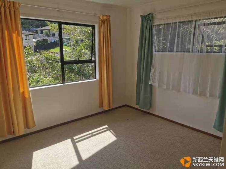 39 Helleur Road Massey_10