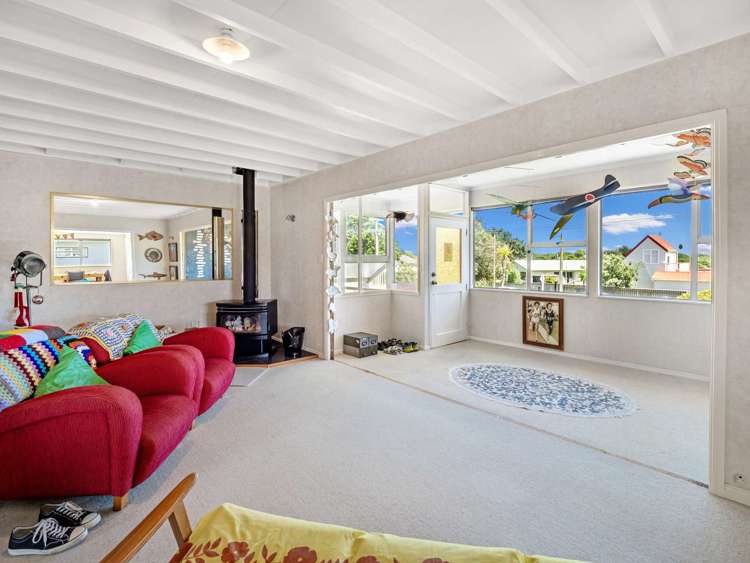 14 Manga-Pirau Street Waikawa Beach_11