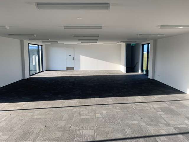 First Floor 149 Ossie James Drive Rukuhia_4