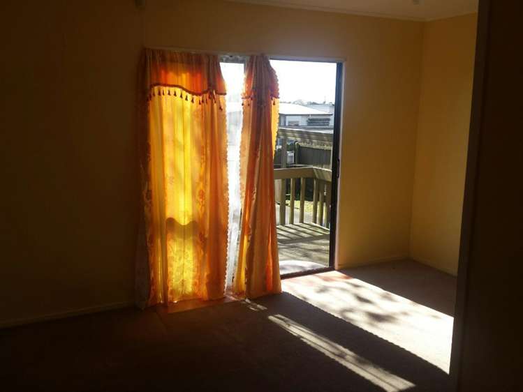 2/84 Palmers Road Clendon Park_5