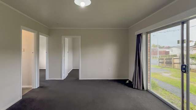 26B Irene Crescent Dinsdale_1