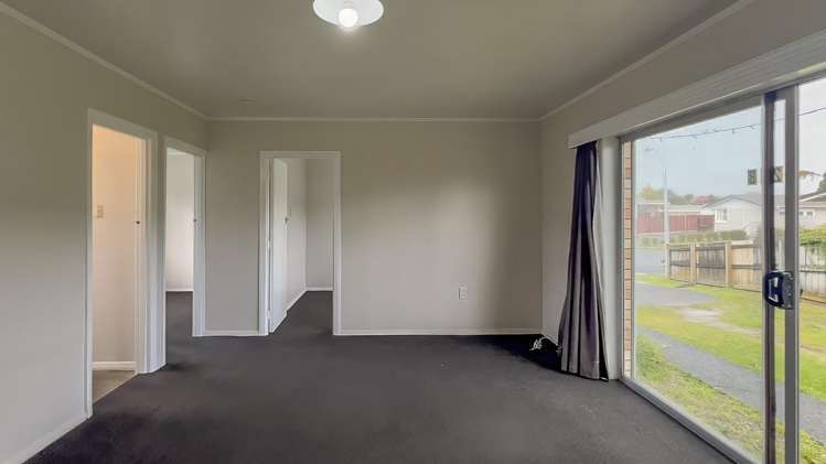 26B Irene Crescent Dinsdale_1