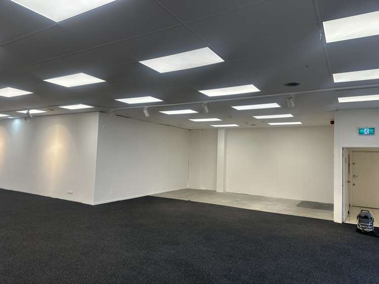 Shop 1/61 Mokoia Road Birkenhead_3