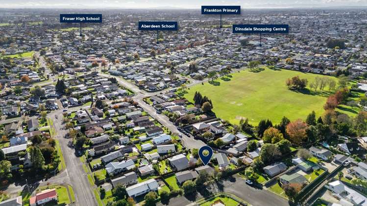 20a Fiona Place Dinsdale_18