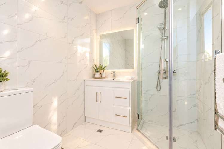 5 Survila Street Takanini_11