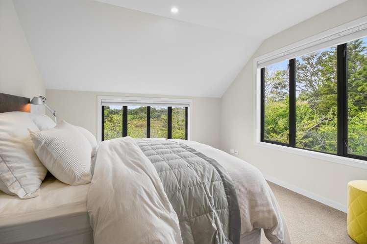 21c Newell Street Point Chevalier_7