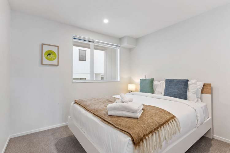 11/32 Karori Crescent Orakei_13