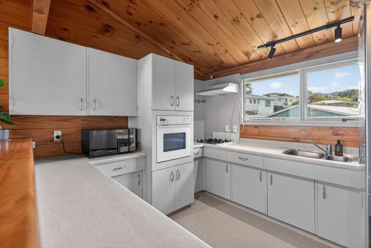 14 Laburnum Grove Maungaraki_11