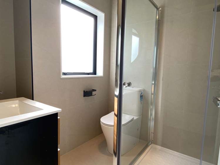 3C Marshall Laing Avenue Mt Roskill_2