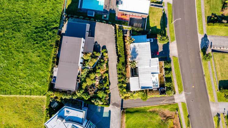16a Links Drive Waiwhakaiho_22