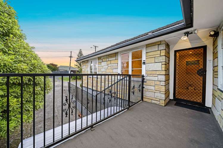 175 White Swan Road Mt Roskill_16