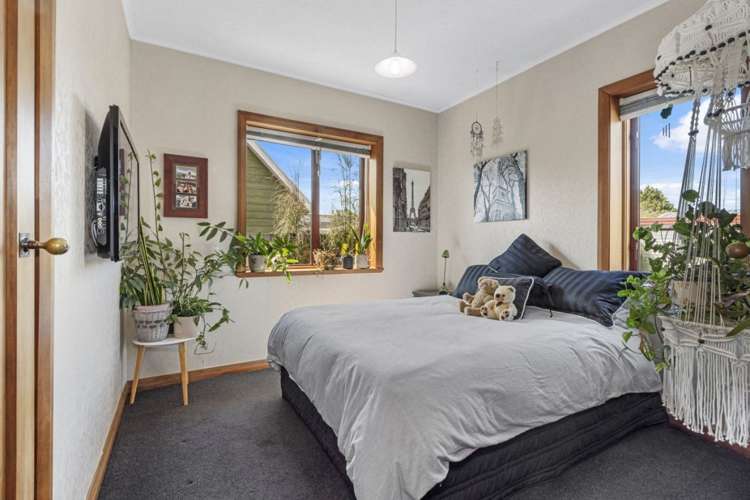 708 Avonside Drive Avonside_11