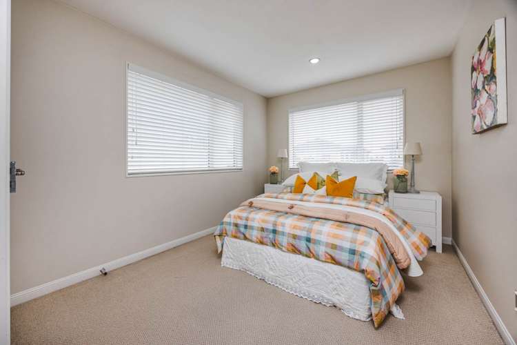 5 Castlederg Drive Flat Bush_11