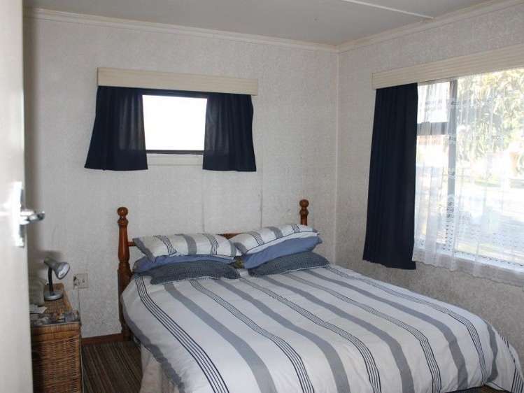 10 Costley Street Carterton_9