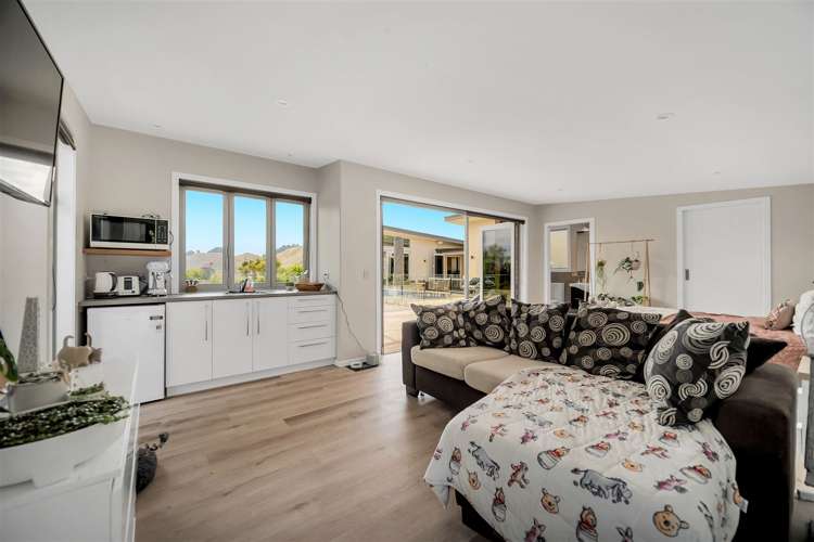 354 Bridge Valley Road Wakefield_21