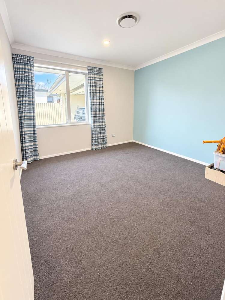 82 Mcmahon Drive Aidanfield_14