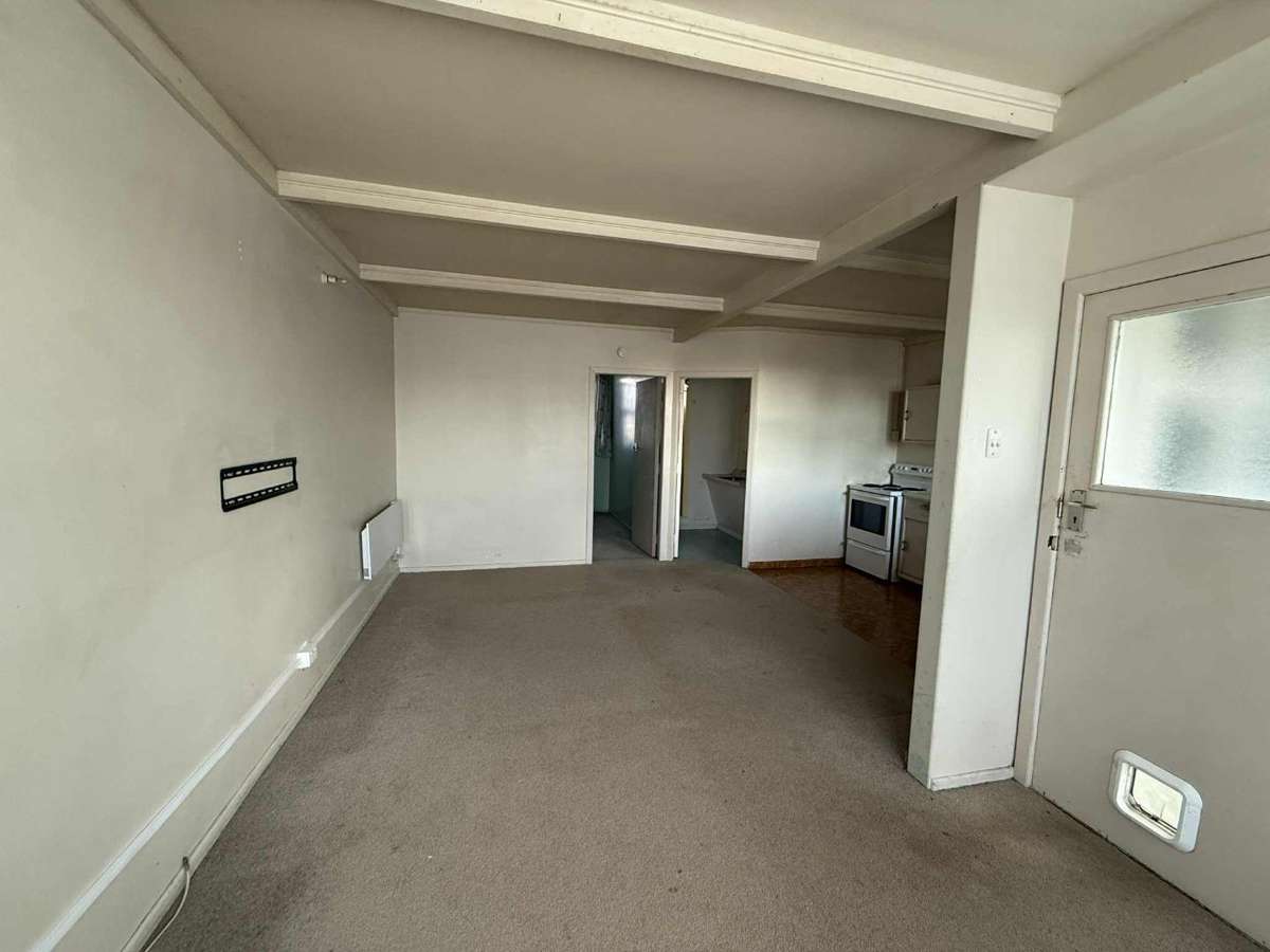 One bedroom unit available now! 2
