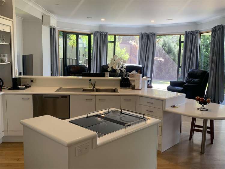 6 River Oaks Place Pukete_19