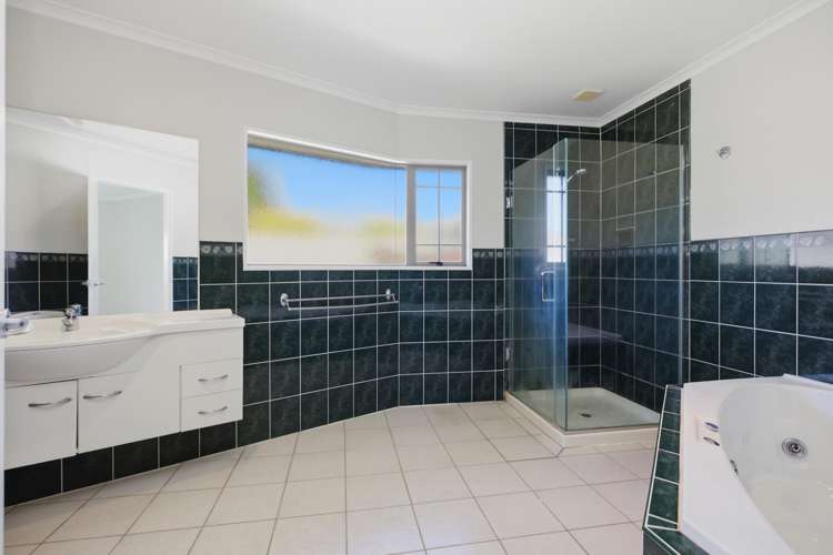 4 Caernarvon Rise Bethlehem_6