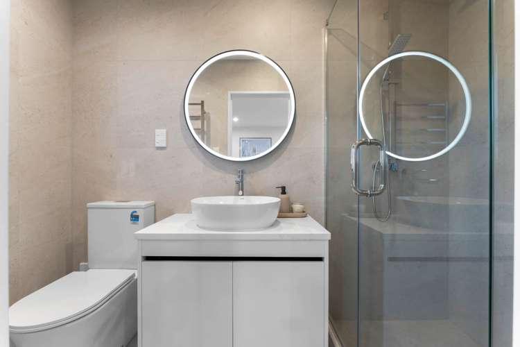 3/16 Binsted Road New Lynn_17