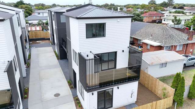 Executive Dream Home – TICKS All the Boxes!