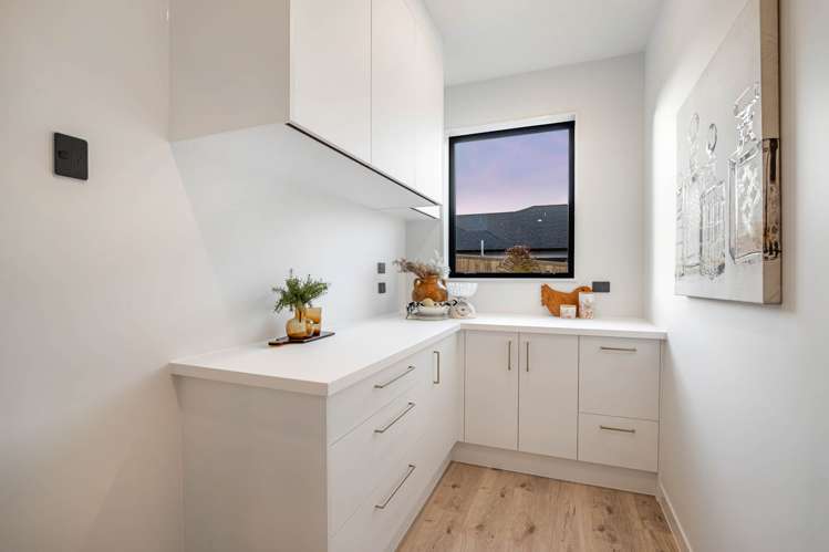 80 Parish Drive Milldale_11