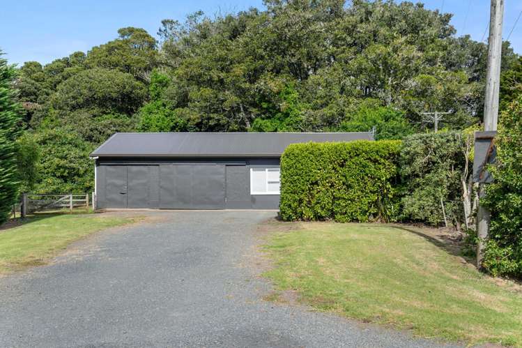 7 Puriri Grange Lane Maunu_17