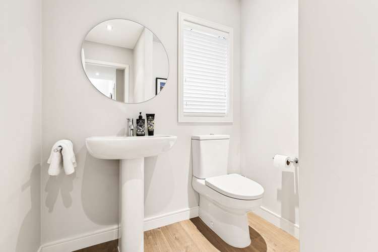 59 Sovereign Street Flat Bush_14