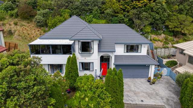 10 Huxley Grove Churton Park_1