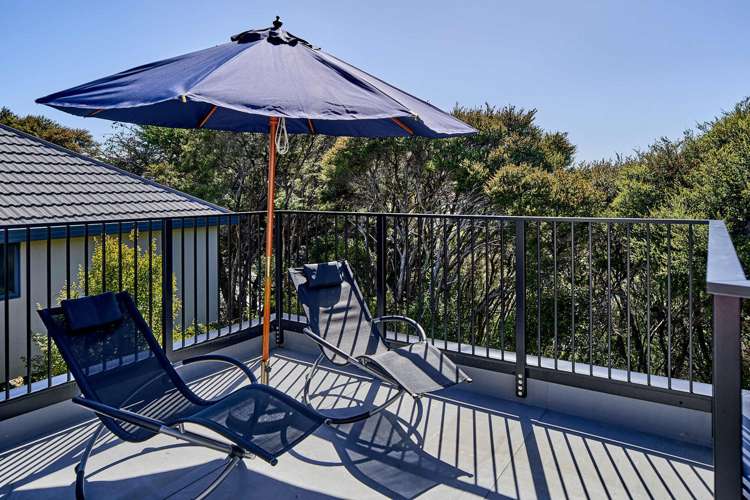 39 James Cook Drive_1