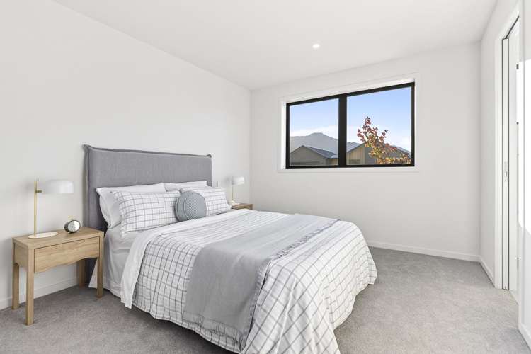 8 Buttercup Street Wanaka_11