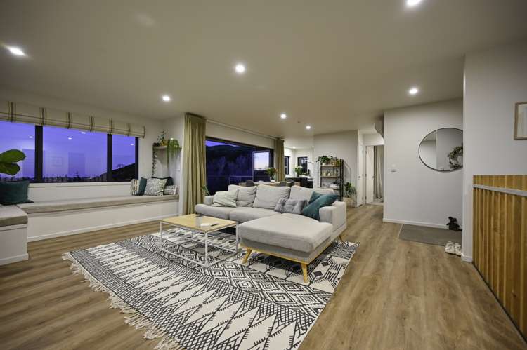 15 Woodford Lane Stoke_5