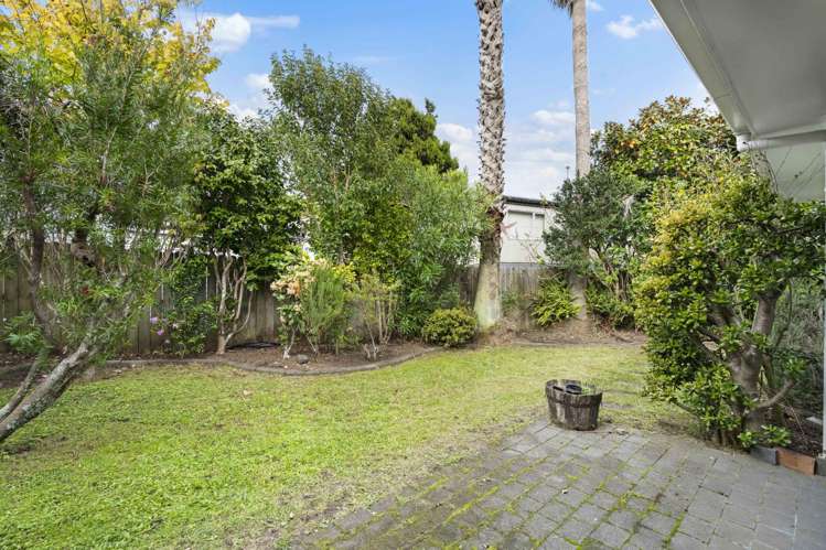 2/15 Lonsdale Street 1660_4