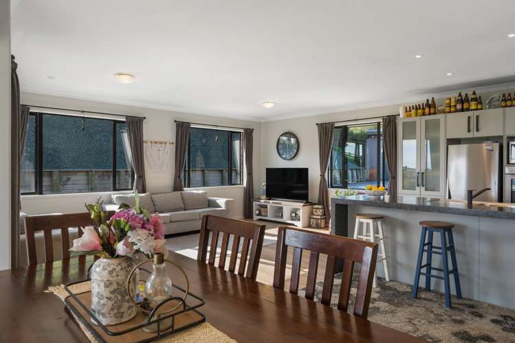 4 Colin Drive Paeroa_16