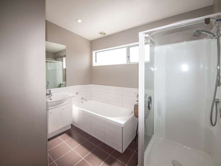 17 Nether Green Crescent Johnsonville_22