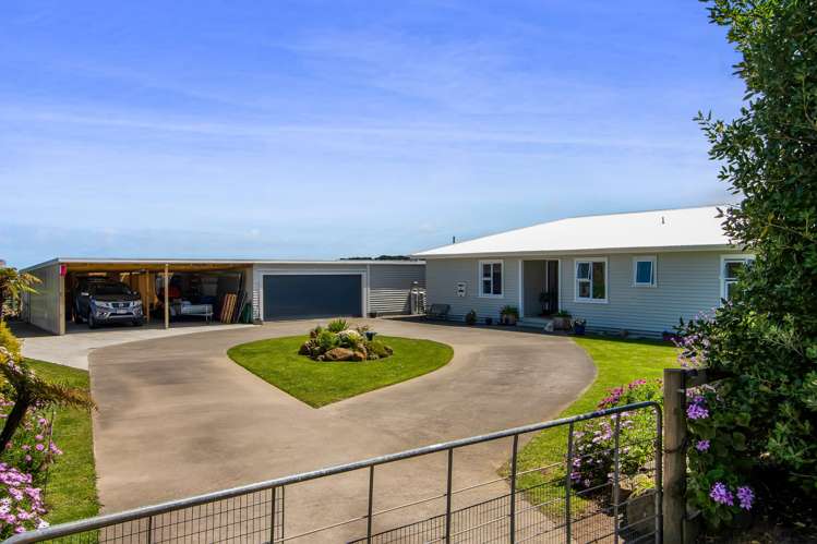 3624 Eltham Road Opunake_11