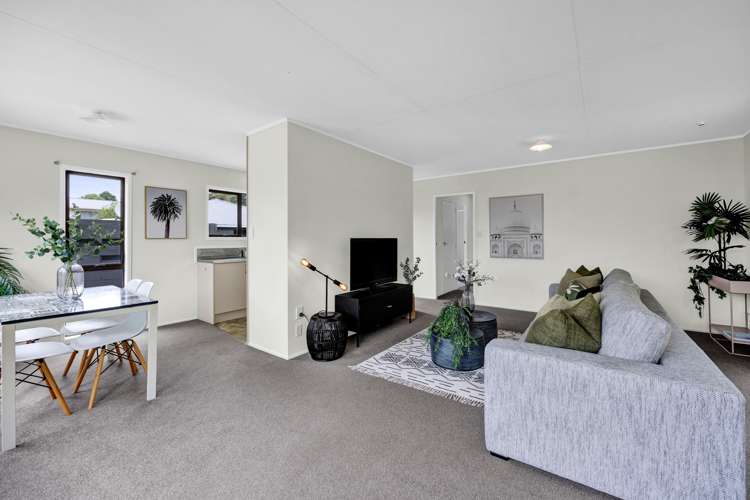118 Riversdale Drive Merrilands_5